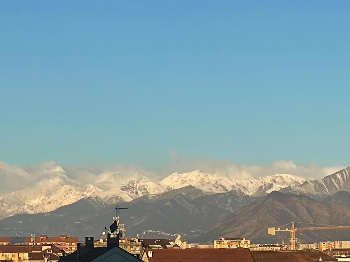 Feels Like Home Turin Bagian luar foto